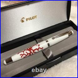 Signum Corallo Collection White Red Fountain Pen 18K Gold Nib F Italian New Rare