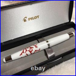 Signum Corallo Collection White Red Fountain Pen 18K Gold Nib F Italian New Rare