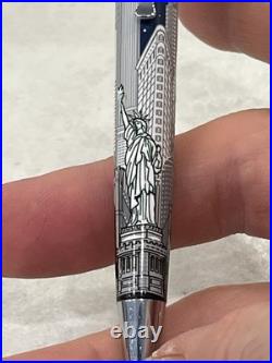 Super RARE Retro 1951 NYC New York SKYLINE Glows In The Dark Used Limited #301