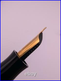 Ultra RARE 1947 Parker La Plume Fountain Pen France 3 Cap Rings 18K Nib
