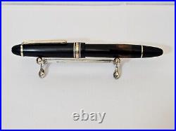 VINTAGE FOUNTAIN PEN MONTBLANC 146 MASTERPIECE 14k GOLD NIB 585 VERY RARE! BK179 VINTAGE FOUNTAIN PEN MONTBLANC 146 MASTERPIECE 14k GOLD NIB 585 VERY RARE! BK179