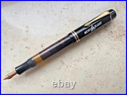 Very RARE MONTBLANC 332 Celluloid 1940's Fountain pen 14 C Nib Original box