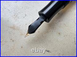 Very RARE MONTBLANC 332 Celluloid 1940's Fountain pen 14 C Nib Original box