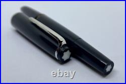 Very Rare GRAY MONTBLANC 30 030 Fountain Pen- M Nib- Piston- 22 32- SERVICED