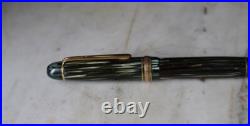 Very Rare Montblanc Masterpiece 146 G Green Striped 14K Gold Nib