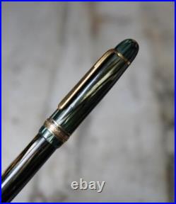 Very Rare Montblanc Masterpiece 146 G Green Striped 14K Gold Nib