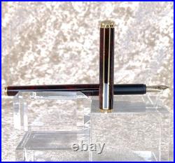 Vintage Dunhill Fountain Pen Gemline Rare Red Flame Lacquer 14K Gold Nib