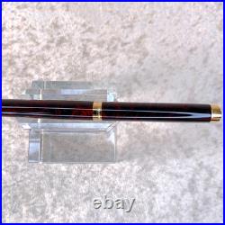 Vintage Dunhill Fountain Pen Gemline Rare Red Flame Lacquer 14K Gold Nib