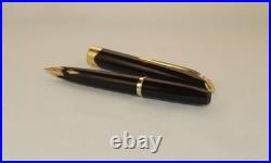 Vintage Platinum Japan 18 Inlaid Model Pocket Fountain Pen 18k Gold Nib Rare
