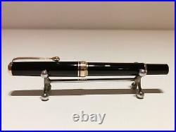 Vintage Rare Black Luxury Piston Filler Unbranded Fountain Pen With 14k Gold Nib