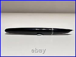 Vintage Rare Collectible Used China Black Fountain Pen Hero With 12k Gold Nib