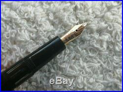 Vintage Reform Triangular 5715 Fountain pen 14k Gold Flex nib Excellent and Rare