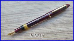 Vintage VERY RARE 1940's Red Marble KARO TRUMPF GOLD 14K-585 LY Nib Fountain Pen