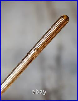 Waterman Fountain Pen Drop Pl. Gold Chevron Finish 18 Carat Gold Nib Rare