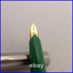 White Feather 134 Fountain Pen 14k Ef Nib Vintage Rare Boxed Excellent
